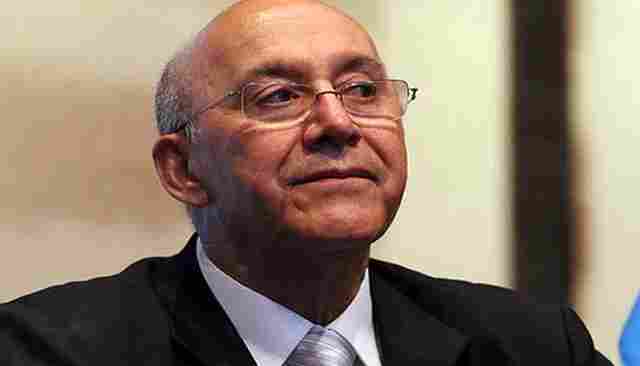 Confúcio apresenta emenda à Constituição autorizando cobrança em cursos de universidades públicas