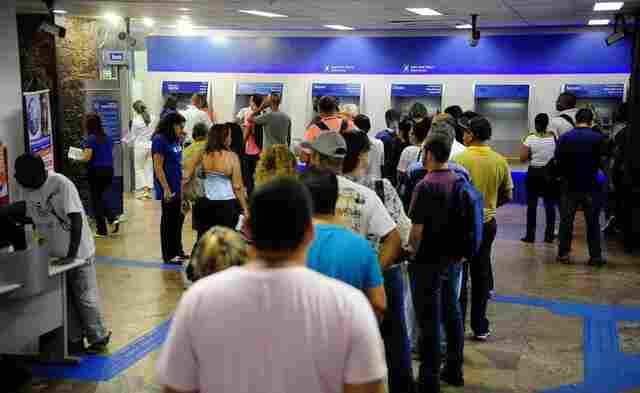 Coronavírus: Sindicato entra na Justiça para impedir que bancos e cooperativas tenham atendimento ao público