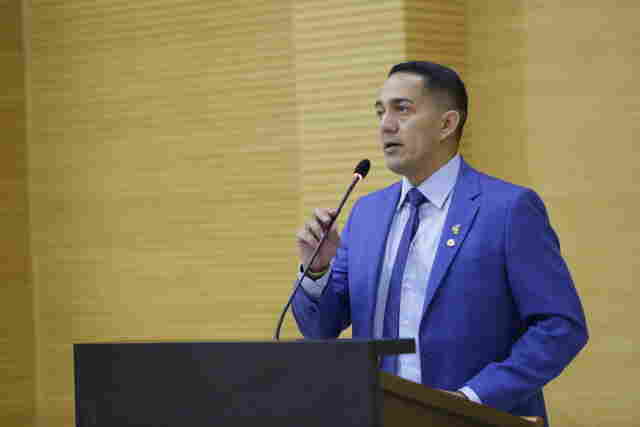 Deputado Eyder Brasil indica a suspensão de visitas nos presídios do Estado