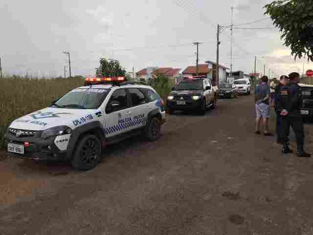 Jovem mata a mãe e chama a Polícia