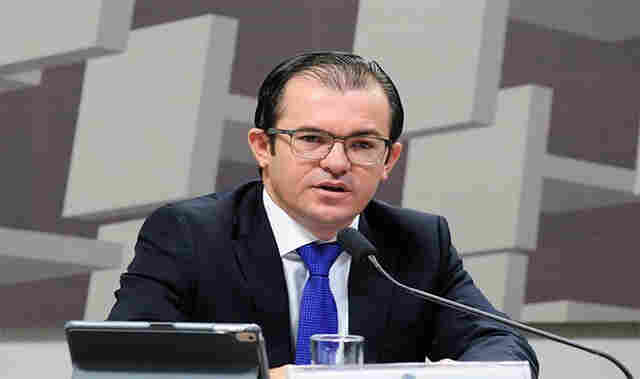 ANEEL vai propor uso de fundos de R$ 23 bi para reduzir impacto de empréstimos nas contas de energia