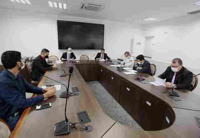 Deputados cobram do Governo transparência de gastos durante a pandemia; dirigentes são convocados
