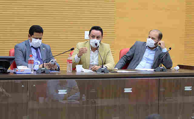 Deputado cobra ação da Seas e lembra promessa de cestas básicas feita pela primeira-dama em 2019