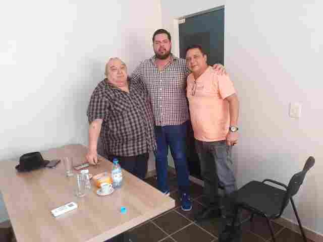 Deputado Jean Oliveira lamenta o falecimento do medebista histórico Almir Canduri