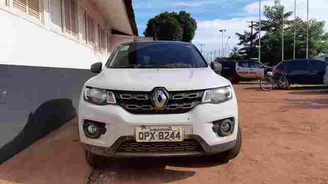 PM prende homens com carro roubado na BR-425