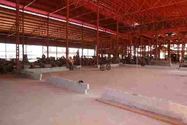 Obras no complexo da EFMM garantem emprego a cerca de 200 operários