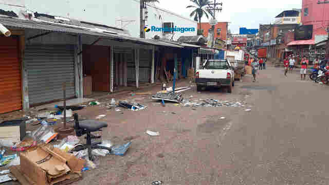 Após ação do MP, camelôs deixam a Barão do Rio Branco