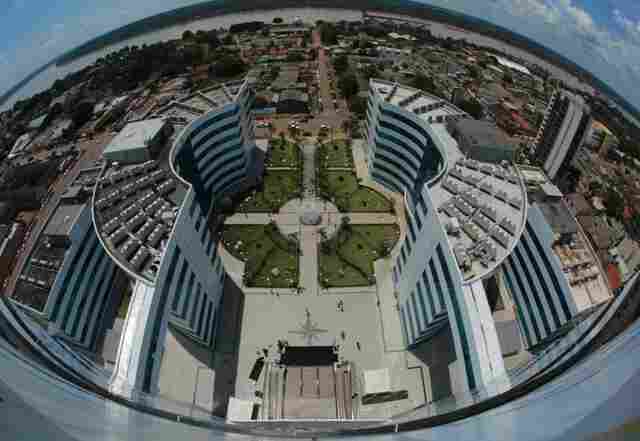 Governo evita chamar novas restrições de lockdown e deve anunciar regras nesta sexta