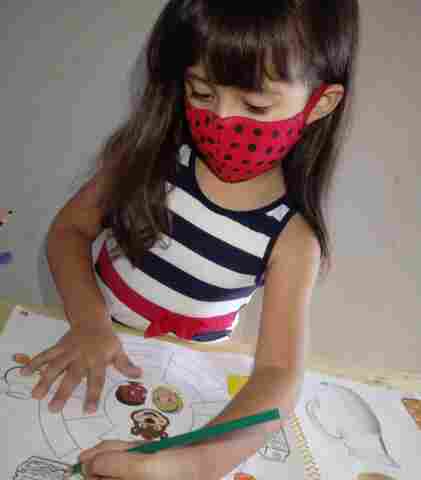 Pediatra orienta que crianças acima de dois anos devem usar máscaras para evitar contágio