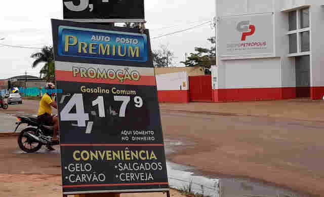 Gasolina aumenta e é vendida a R$ 4,17 em Porto Velho
