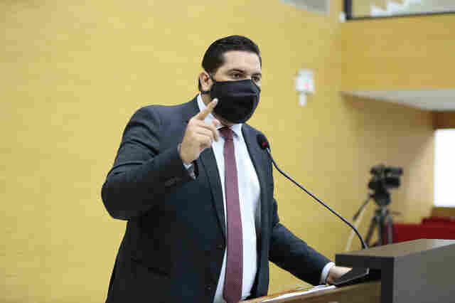 Vítima do Coronavírus, deputado Jean Oliveira está internado em uma UTI na Capital