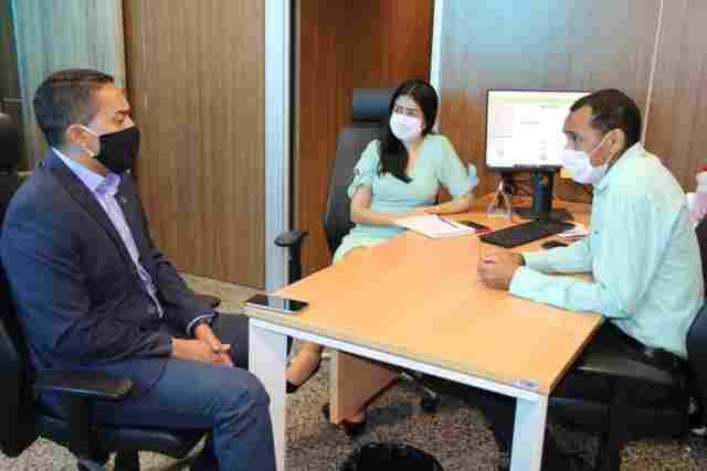 Deputado Eyder Brasil se reúne com secretário adjunto da Sesau, em busca de melhorias