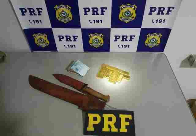 PRF prende dupla com barras de ouro avaliadas em quase R$ 600 mil