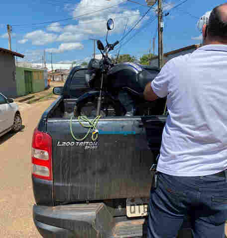 Polícia recupera moto e desvenda crime após denúncia da própria vítima