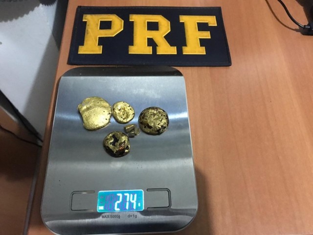 PRF aprende ouro avaliado em mais de R$ 137 mil