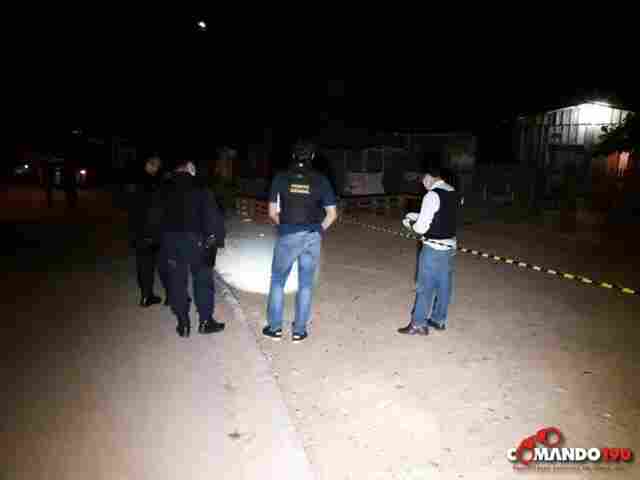 Em Ji-Paraná quatro pessoas são baleadas e uma morre no local