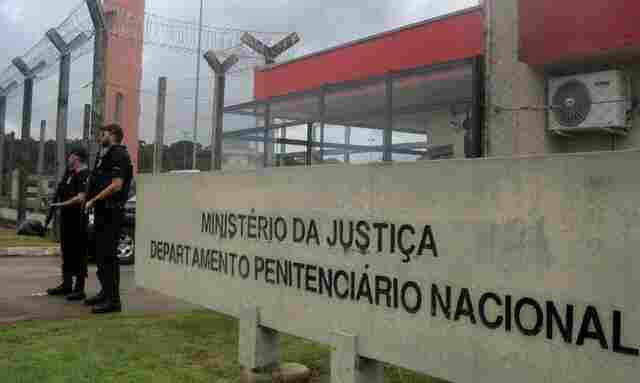 Visitas em presídios federais são suspensas por mais 30 dias
