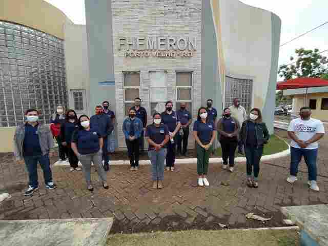 Assessores do deputado Alex Silva se mobilizam para doação de sangue na Fhemeron