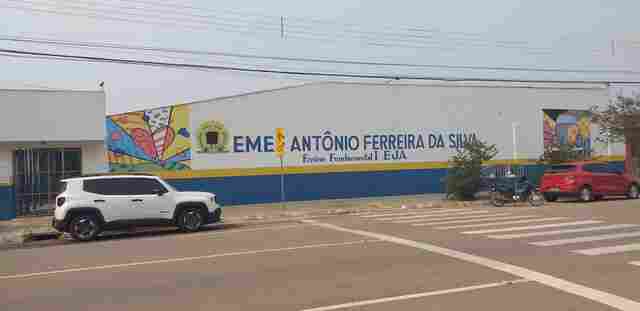 Escola Antonio Ferreira está com matrículas abertas para alunos do EJA