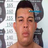 Assaltante é morto após roubo na Capital; criminoso ameaçava bebê com arma na cabeça