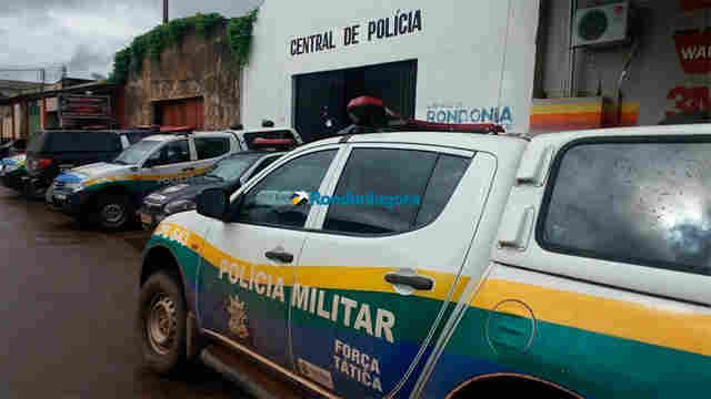 PM prende homem que filmou jovem em provador de loja