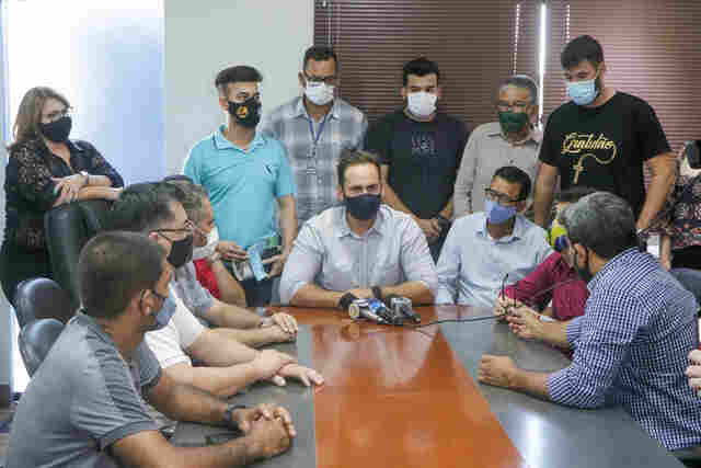 Presidente da Câmara é empossado prefeito de Ji-Paraná