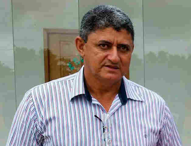 Justiça manda prefeito de Rio Crespo excluir notícias de site e perfil da Prefeitura