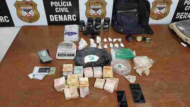 Traficante é preso com dois quilos de cocaína, R$ 30 mil e arma