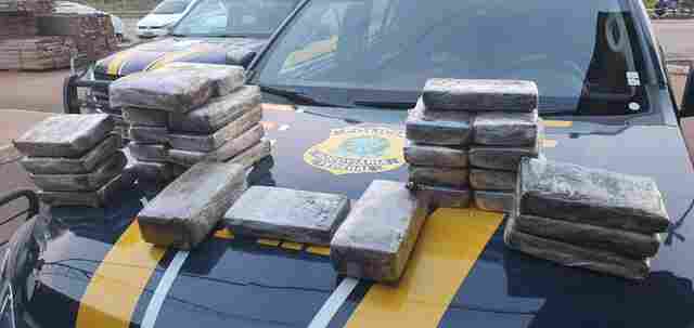 PRF apreende 31 quilos de droga na BR-364 em Porto Velho