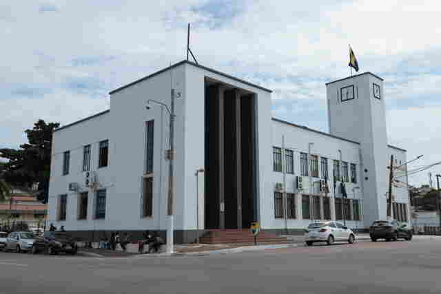 Governo e Prefeitura adiam ponto facultativo do dia do servidor para 30 de outubro