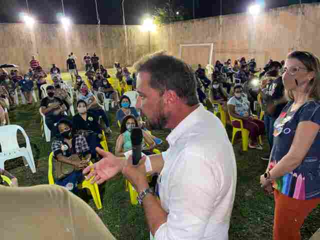 Trabalho de Hildon Chaves pela educação de Porto Velho é destaque em reunião com apoiadores