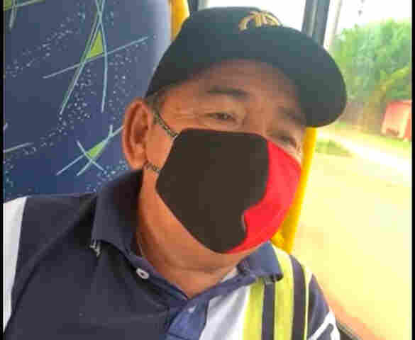 Cadeirante denuncia Breno Mendes por uso indevido de imagem; Câmeras mostram que ônibus aguardou chegada de candidato por 14 minutos