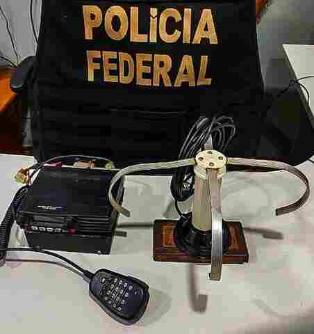 PF prende mulher com rádio de longo alcance