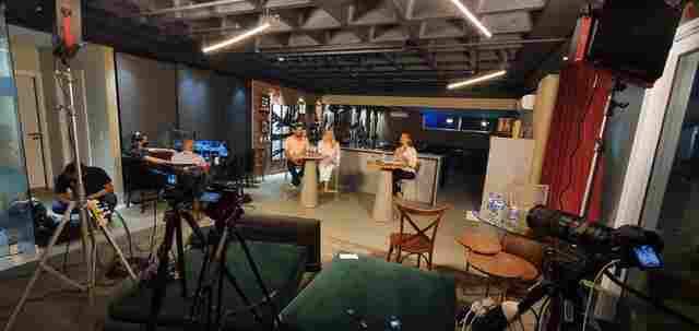 Programa Faculdade da Prefeitura ajuda a formar o primeiro doutor da família