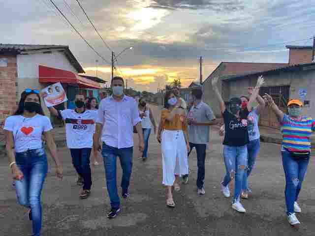 Samuel Costa leva proposta do primeiro emprego à zona Leste da capital