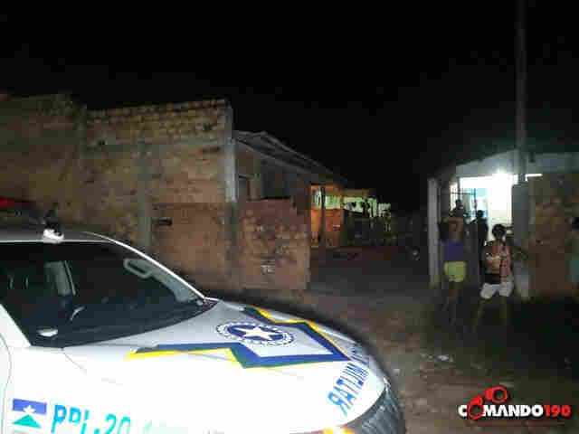 Jovem de 21 anos é executada na varanda de casa
