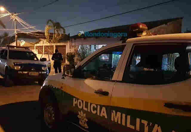 Adolescente assaltante é preso após roubar casal na Zona Leste