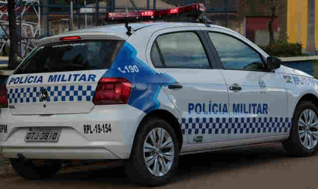 Dupla ataca travesti a golpes de facão