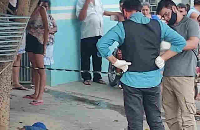 Idoso é morto por homem enciumado com golpes de facão e tiro