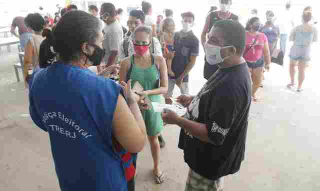 Eleições começam com poucas ocorrências em 57 cidades