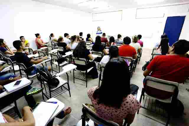 MEC determina volta às aulas presenciais em instituições federais a partir de janeiro