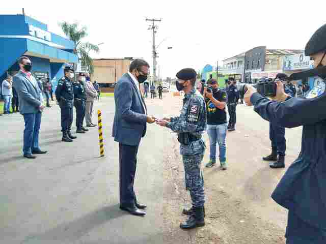 Deputado Alex Silva participa de encerramento de curso da Força Tática da PM
