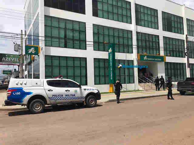 Bandidos roubam R$ 50 mil de empresário em frente ao Basa