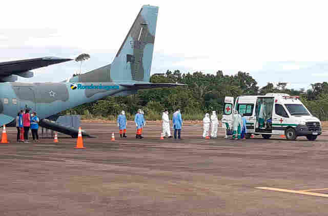 Mulher de 60 anos transferida de Porto Velho para Cuiabá com Covid, morre após parada cardíaca