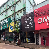 Empresários já anunciam fim do toque de recolher e relaxamento de medidas; Governo nega