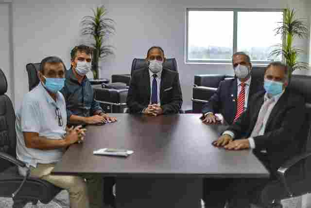 Presidente da Assembleia Legislativa cumpre acordo com a categoria e paga direitos dos servidores