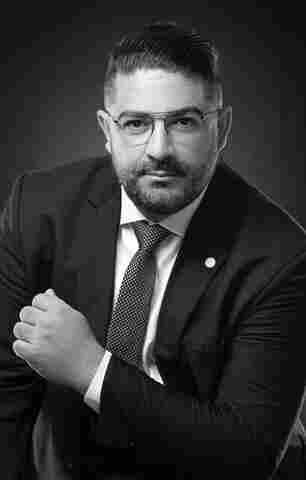 A Justiça deveria ser cega; jamais surda e muda!