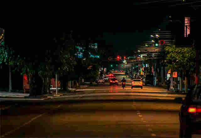 Governo vai manter toque de recolher em novo horário, liberar lojas com limitação e os restaurantes até 21 horas