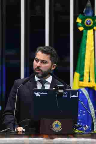 Marcos Rogério cobra recuperação de trecho na BR-364