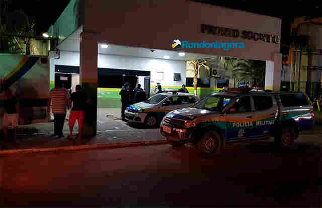 Homem é morto a tiros ao chegar na casa do filho